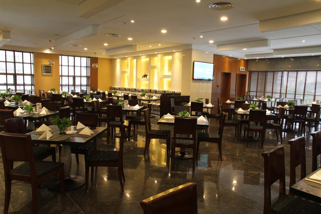 Hotel Jinling Jingyuan Plaza Nanking Exterior foto